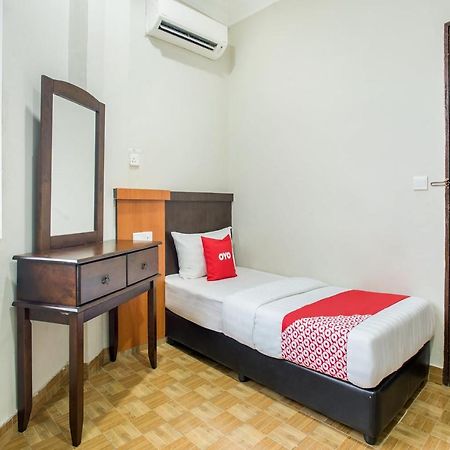 Oyo 89712 Grand Inn Semporna Exterior foto